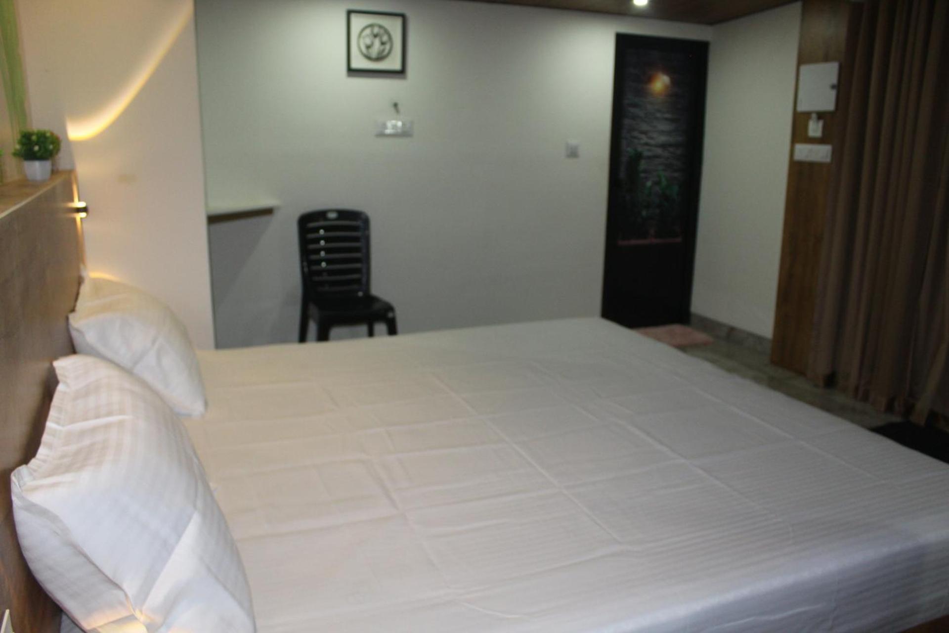 Wood Castle Munnar Guest House Ngoại thất bức ảnh